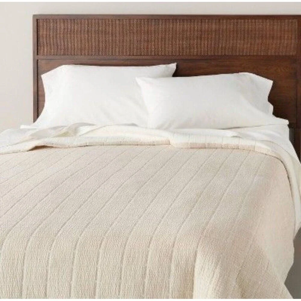 Brand New! Queen Textured Grid Quilt Beige - Hearth & Hand Beige